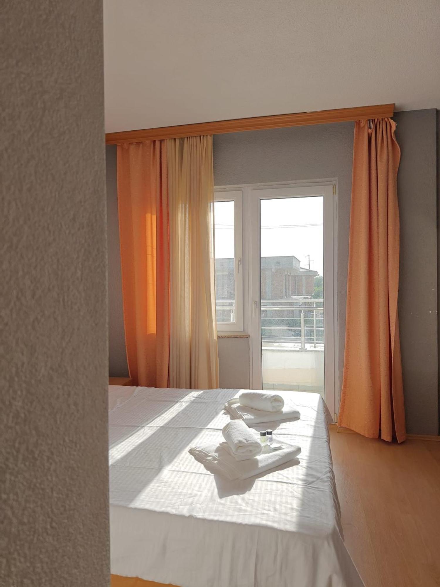 Hotel Ariston Struga Luaran gambar